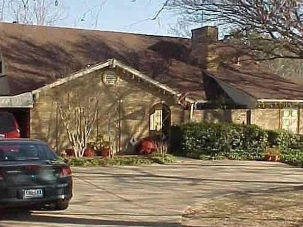 6615  Lyndon B Johnson Freeway , Dallas Texas 75240