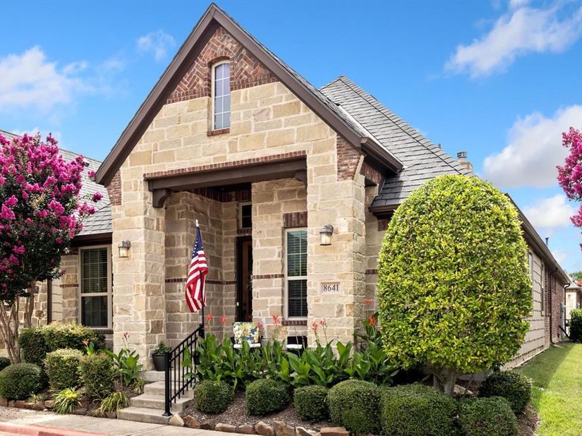 8641  Gracewood Drive , McKinney Texas 75070