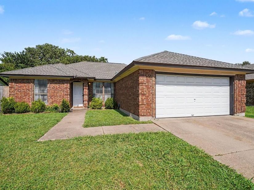 6210  Valley Forge Court , Arlington Texas 76002
