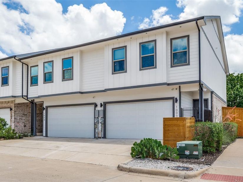 1000  17th Street , Plano Texas 75074