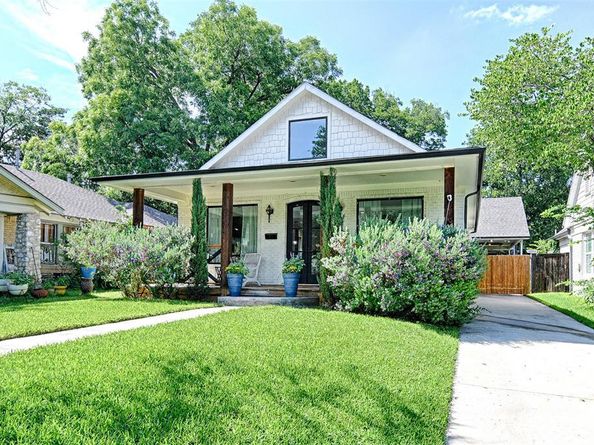 1323  Lansford Avenue , Dallas Texas 75224