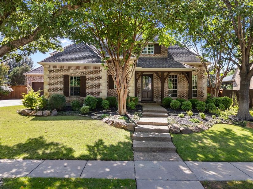8491  Canyon Crossing , Lantana Texas 76226