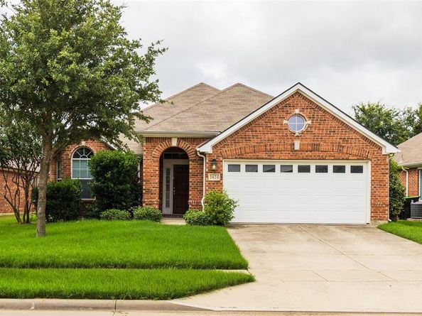1624  Morning Dove Drive , Aubrey Texas 76227