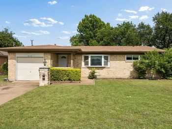 1216  Bluebird Lane 