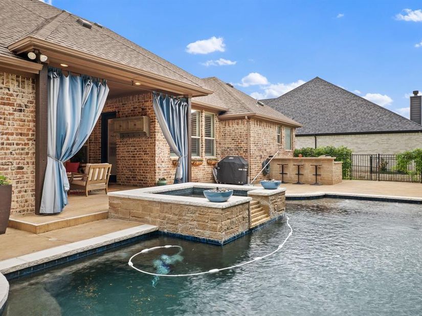 12540  Indian Creek Drive , Fort Worth Texas 76179