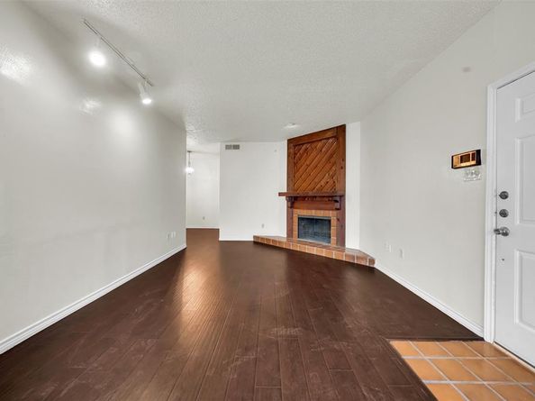 9254  Forest Lane  407, Dallas Texas 75243