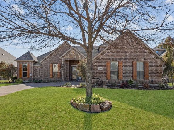 6073  The Resort Boulevard , Fort Worth Texas 76179