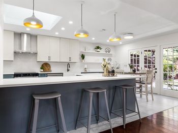 6005  Daven Oaks Drive 