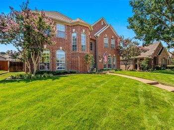 2045  Hillcroft Drive 