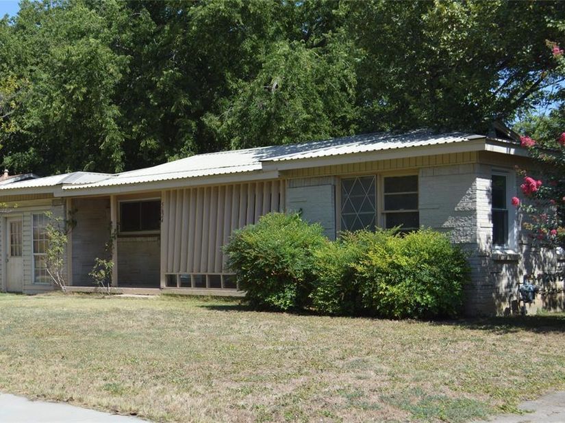 5624  Volder Drive , Fort Worth Texas 76114