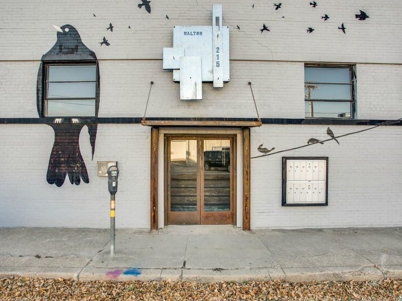 215 N Walton Street  1, Dallas Texas 75226