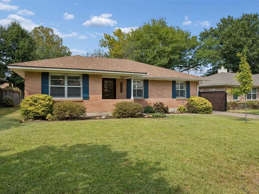 10619  Longmeadow Drive , Dallas Texas 75238