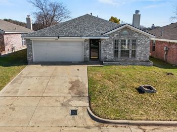 2501  Nogales Drive 