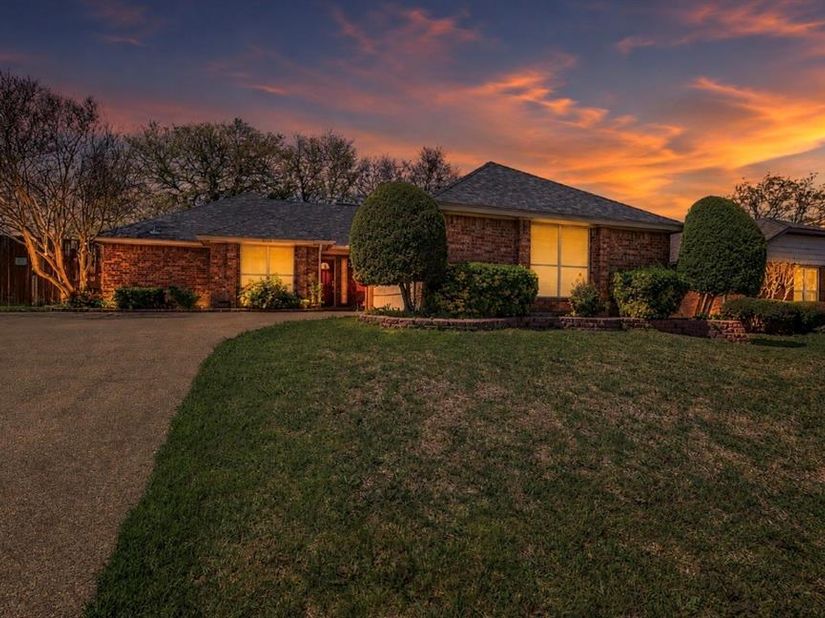 5405  Blue Cove Drive , Garland Texas 75043