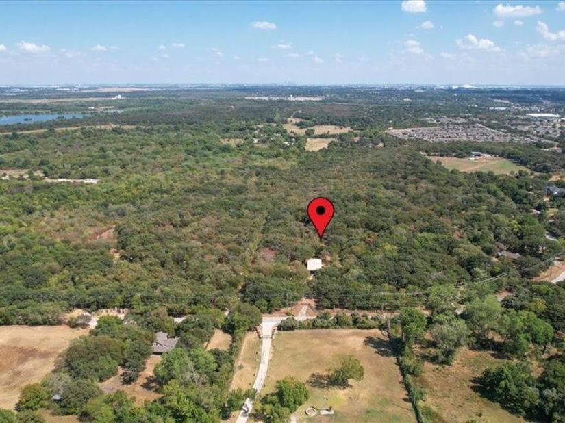 427  Cooks Lane , Fort Worth Texas 76120