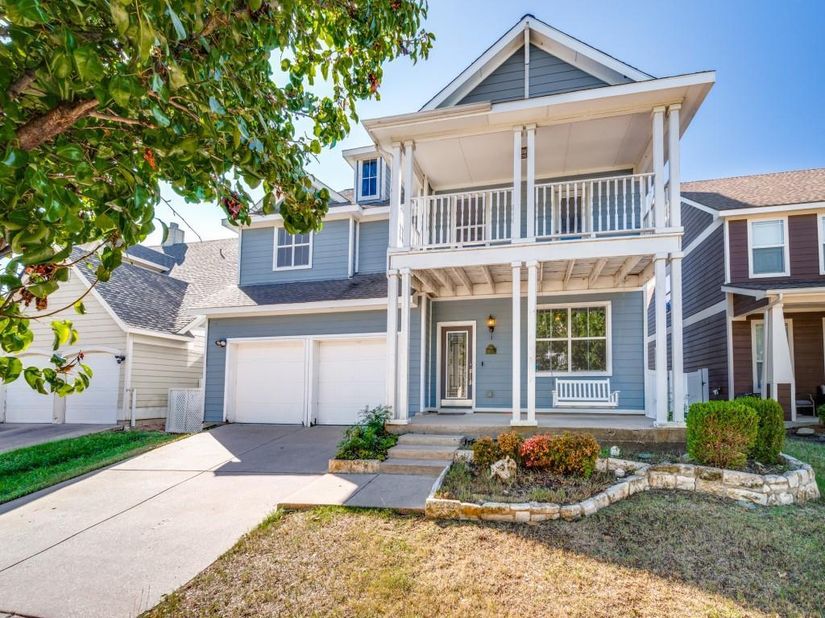 1424  Oakcrest Drive , Providence Village Texas 76227