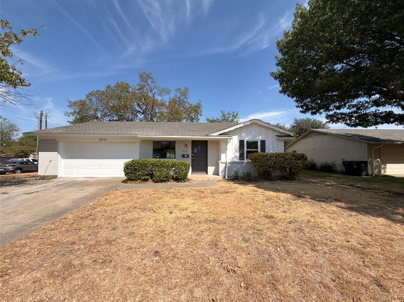 2331  Royal Drive , Garland Texas 75041