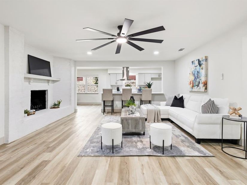 442  Hanover Lane , Irving Texas 75062