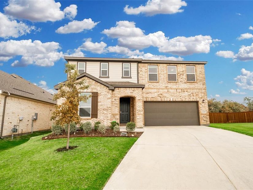 1200  Lancaster Drive , Justin Texas 76247