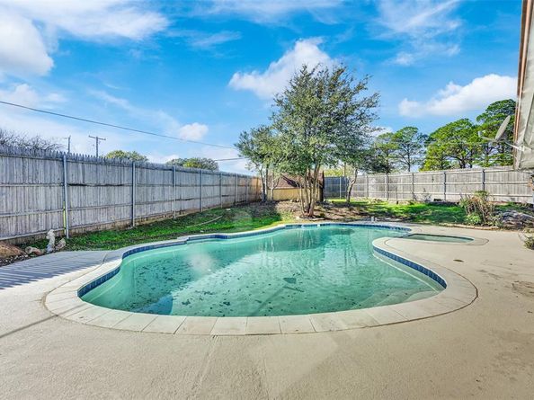 3919  San Miguel Court , Arlington Texas 76016