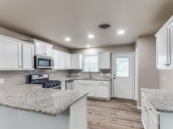 5229  Rutland Avenue , Fort Worth Texas 76133