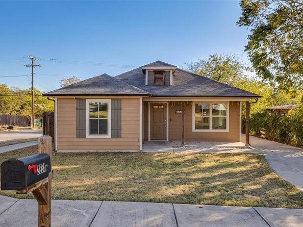 2836  Burchill Road S, Fort Worth Texas 76105