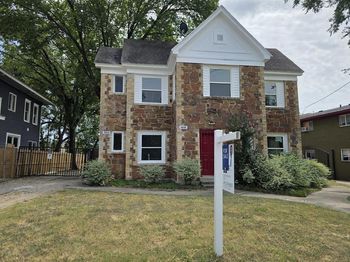 5528 5530  Reiger Avenue 