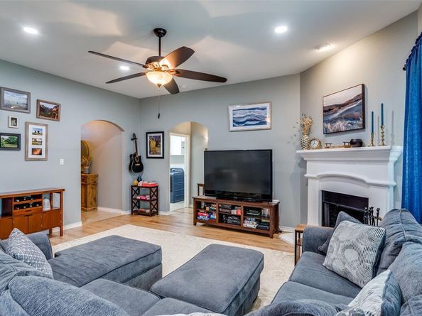 9209  Hunters Court , White Settlement Texas 76108