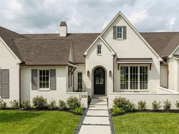 1509  Four Seasons Drive 