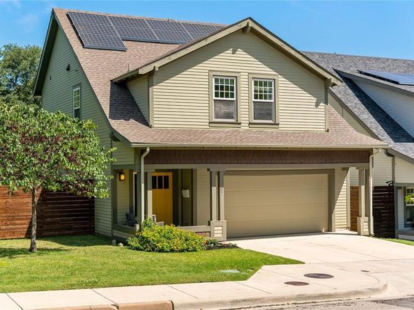 807 N Van Buren Avenue , Dallas Texas 75208