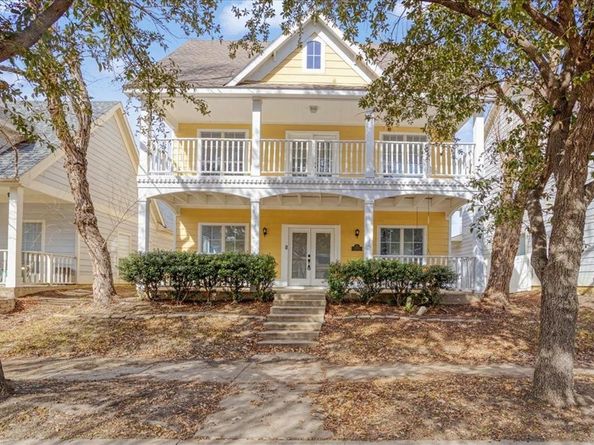 1805  Azalea Drive , Savannah Texas 76227