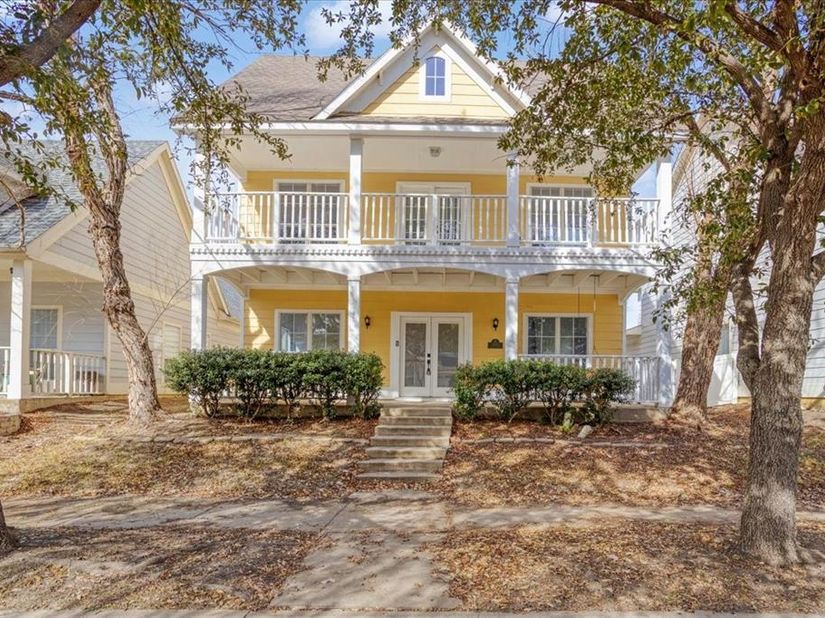 1805  Azalea Drive , Savannah Texas 76227