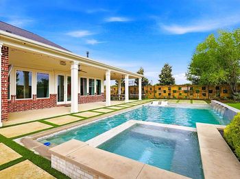 1104  Van Drive 