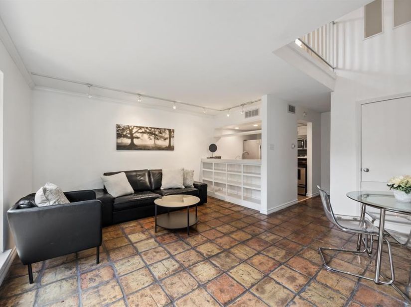 2710  Douglas Avenue  108, Dallas Texas 75219