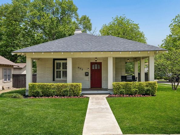 902 N Edgefield Avenue , Dallas Texas 75208