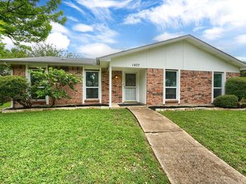 1837  Paxton Drive 
