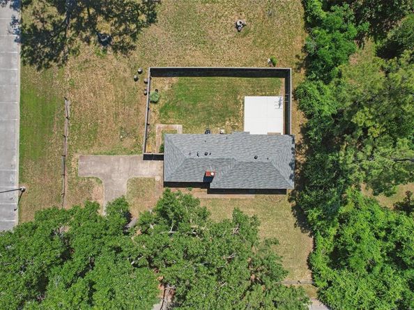 2701  Mims Street , Fort Worth Texas 76112