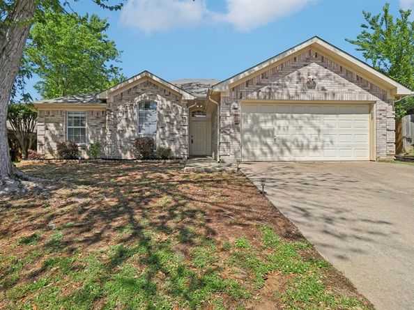 5007  Ivycrest Trail , Arlington Texas 76017