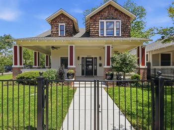 2001  Washington Avenue 