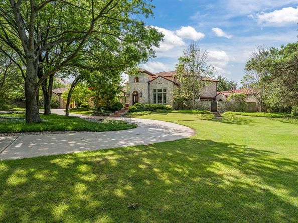 545 W Highland Street , Southlake Texas 76092