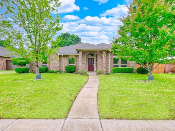 269 E Ridgegate Drive , Garland Texas 75040