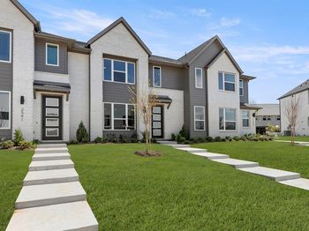 2539  Huxley Mews 