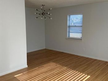 1838  Oak Hill Circle 