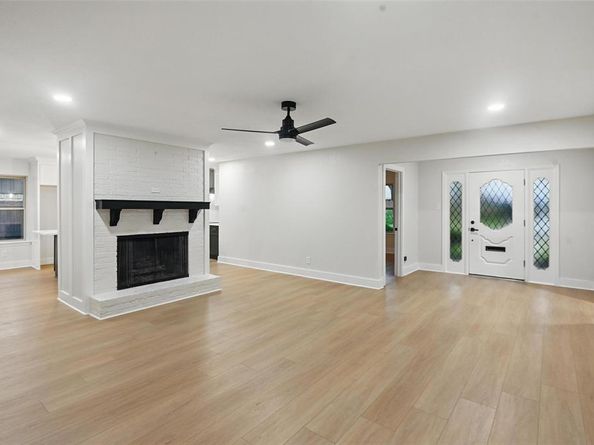 7716  La Risa Drive , Dallas Texas 75248