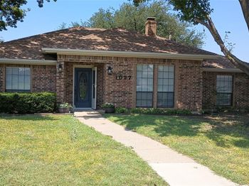 1027  Ridgeview Circle 