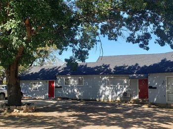 2517  Glencrest Drive 