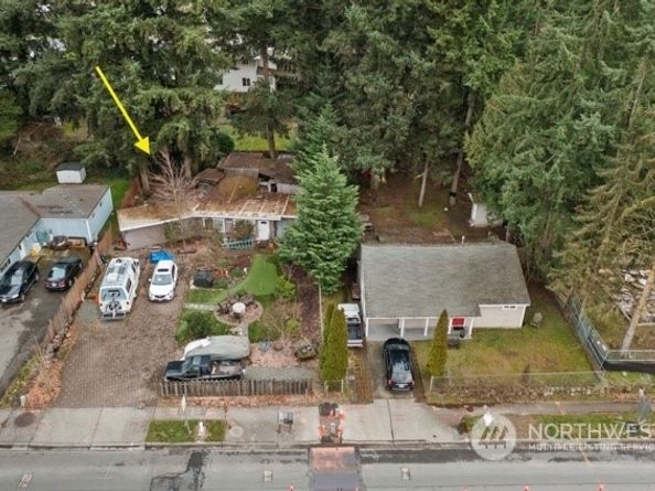 14552 5th Avenue NE, Shoreline WA 98155
