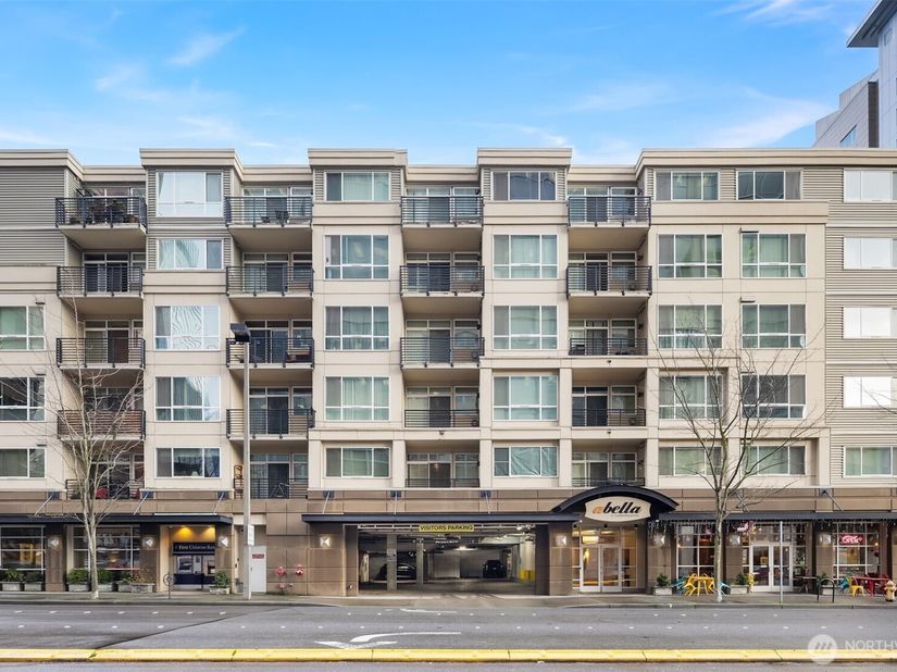 300 110th Avenue NE 312, Bellevue WA 98004