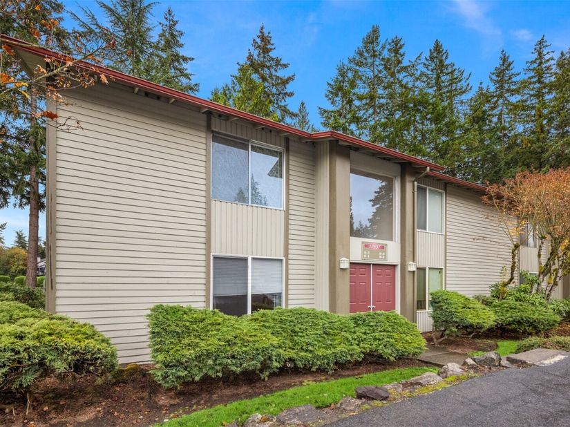 17537 151st Avenue SE 91, Renton WA 98058