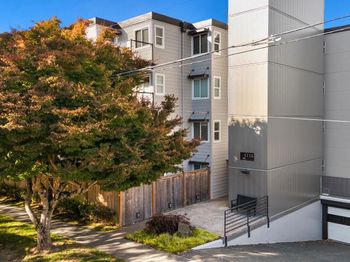 4118 SW College Street